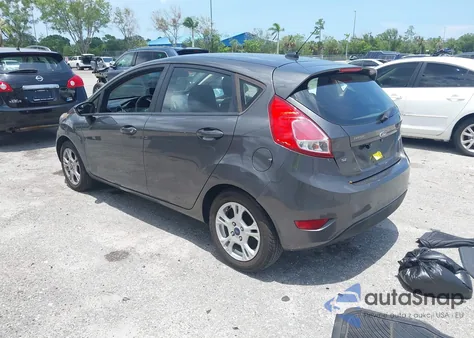 2015 Ford Fiesta Se z USA, uszkodzony, nr VIN 3FADP4EJ0FM219493